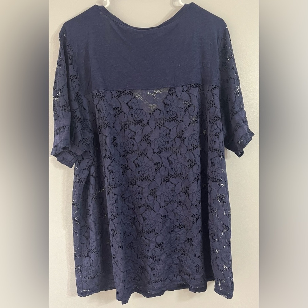 Torrid size 3 (3x) navy blue lace all over short sleeve blouse - Picture 5 of 6